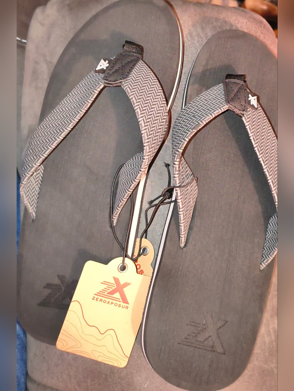 ZeroXposur Black Flip Flops with Gray Herringbone Straps